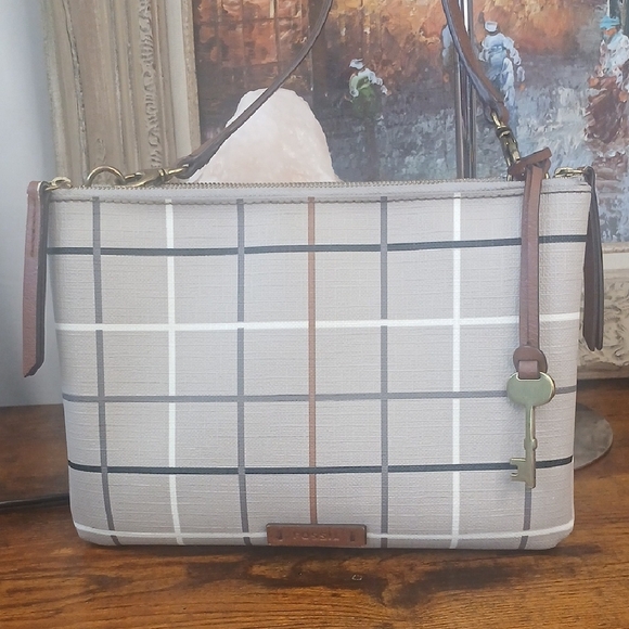 Fossil Handbags - FIRM!!!! Fossil Women's Beige Plaid Shoulder Bag